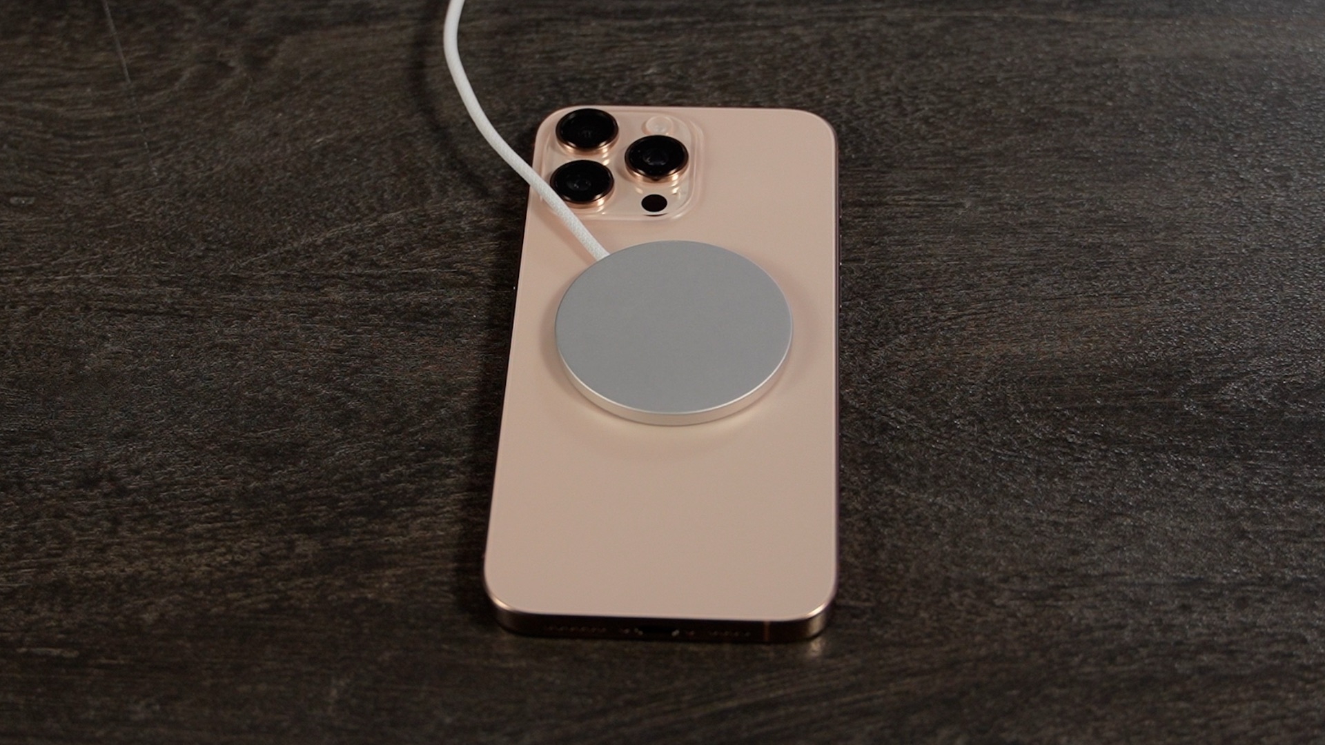 Support magnétique en métal avec béquille pour iPhone - Étui de protection en silicone (Brun