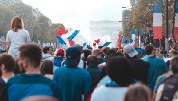 Coupe du monde Champs Elysées // Source :  Alice Triquet /unsplash