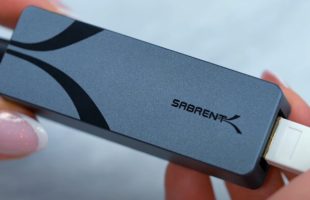 Adaptateur Sabrent USB-C vers Ethernet 2,5 Gb/s // Source : Sabrent