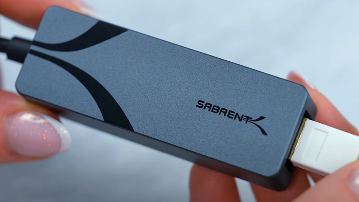 Adaptateur Sabrent USB-C vers Ethernet 2,5 Gb/s // Source : Sabrent