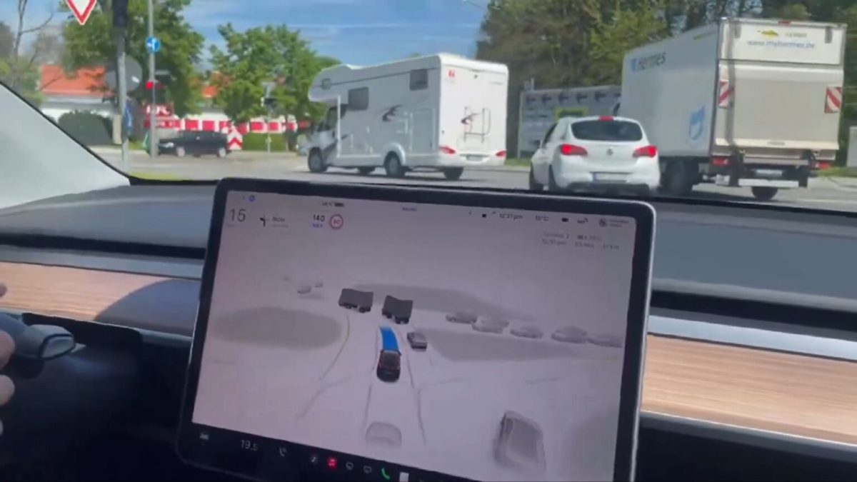 Entrainement de la conduite autonome en Allemagne // Source : Tesla