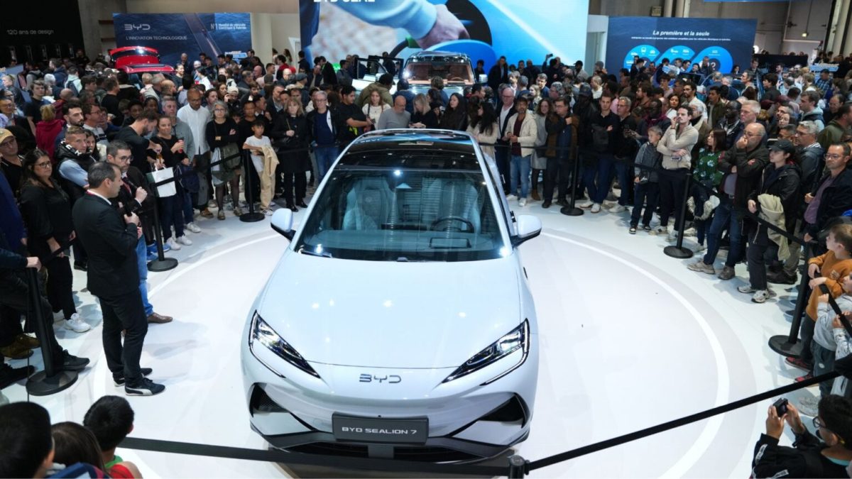 BYD a fait le plein le WE du Mondial de Paris // Source : BYD