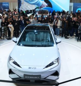 BYD a fait le plein le WE du Mondial de Paris // Source : BYD