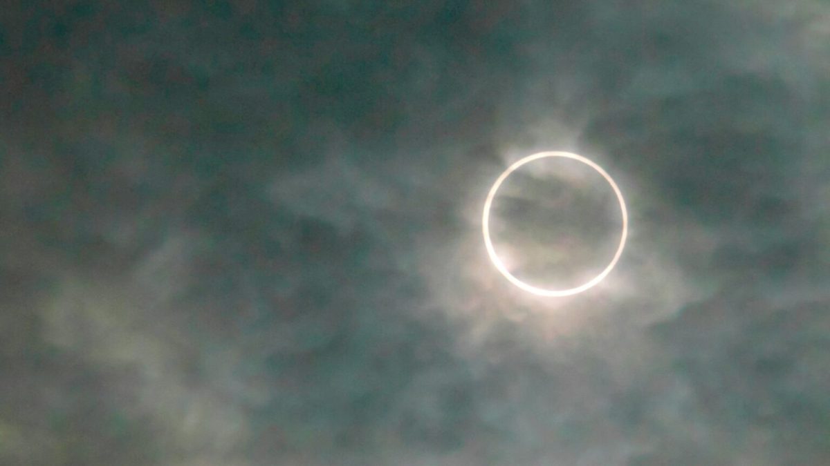 Éclipse annulaire. // Source : Flickr/CC/B Lucava (photo recadrée)