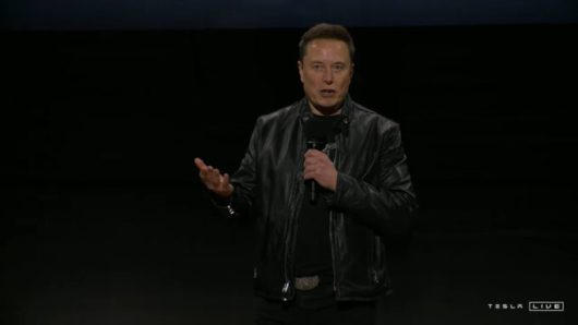 Elon Musk lors de la conférence We Robot