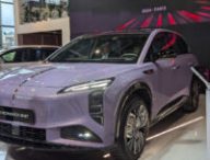 Hongqi EHS7 au Mondial de Paris // Source : Raphaelle Baut pour Numerama 