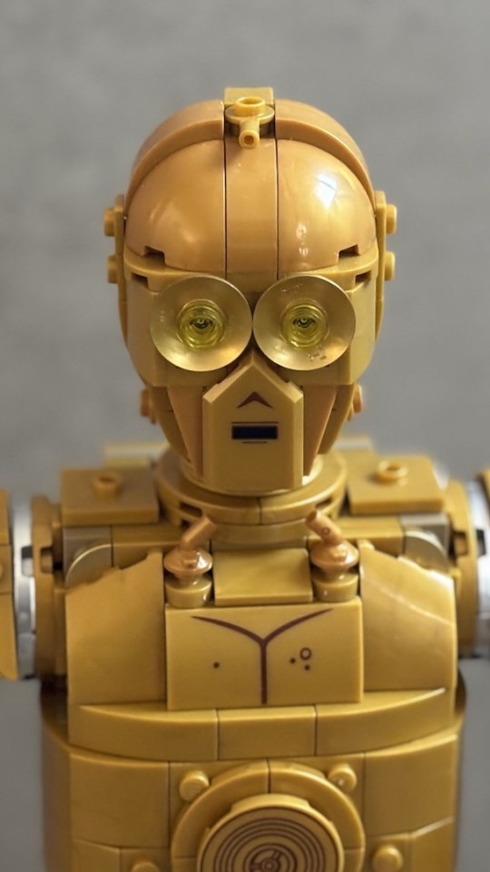 Lego C-3PO // Source : Maxime Claudel pour Numerama