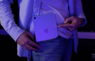 L'iPad mini 2024 dans une poche. // Source : Alfred Tertrais / Numerama L'iPad mini 2024 dans une poche. // Source : Alfred Tertrais / Numerama
