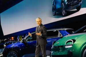 Luca de Meo au Mondial de l'Auto Paris 2024 // Source : Renault