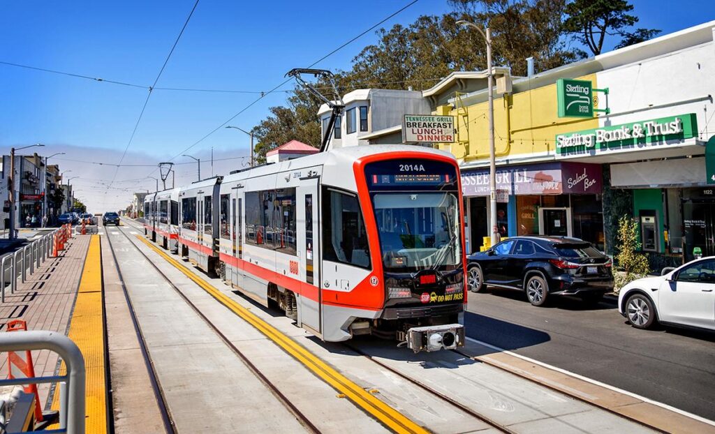 Une rame du métro de San Francisco // Source : SFMTA