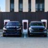 Tesla Model Y et Ford au superchargeur // Source : Tesla