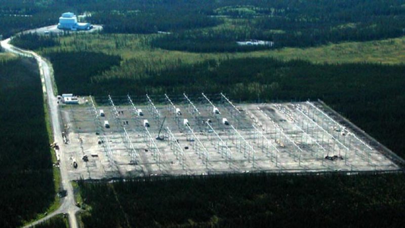 Contrôle mental, chemtrails, météo… : pourquoi l’observatoire HAARP cristallise-t-il tant les théories du complot ?