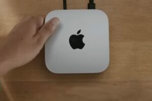 Mac mini équipé d'une puce M4 // Source : Apple