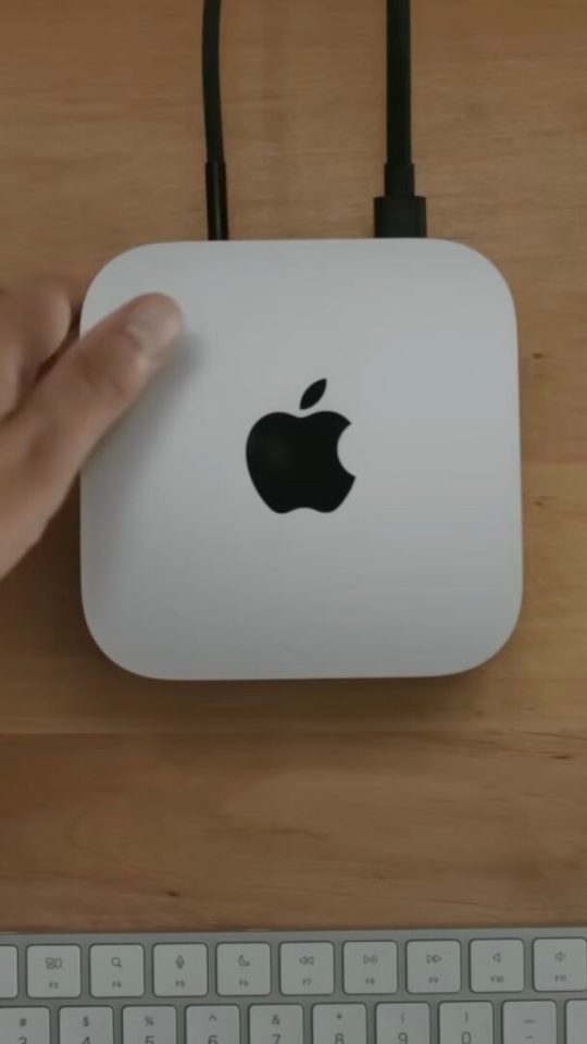 Mac mini équipé d'une puce M4 // Source : Apple