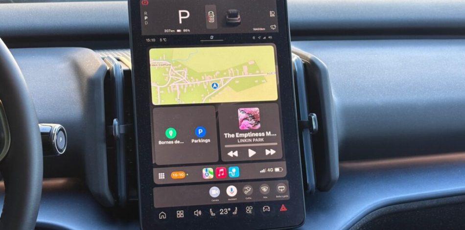 Apple CarPlay sur Volvo EX30 // Source : Maxime Claudel pour Numerama