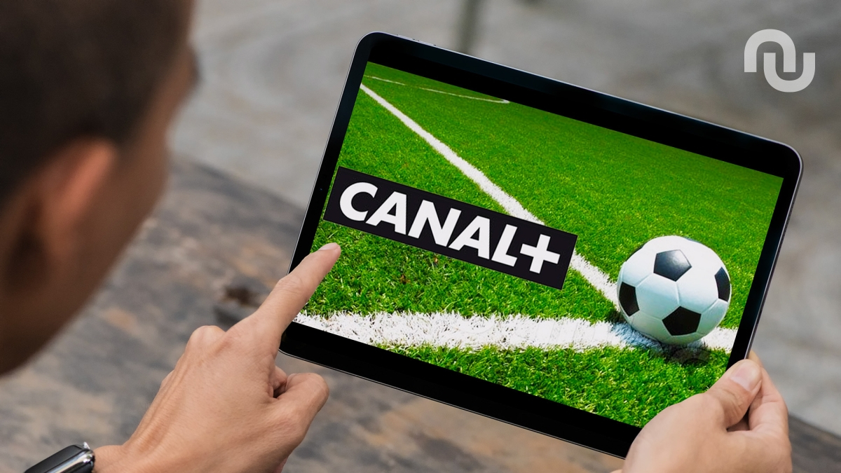 Canal+ sur iPad. // Source : Envato, CANAL+ ; montage Nino Barbey pour Numerama Canal+ sur iPad. // Source : Envato, CANAL+ ; montage Nino Barbey pour Numerama