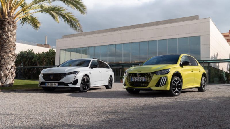 Transition électrique : Stellantis perd la bataille face aux premiums allemands Transition électrique : Stellantis perd la bataille face aux premiums allemands