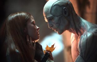 Frankenstein // Source : Ken Woroner/Netflix