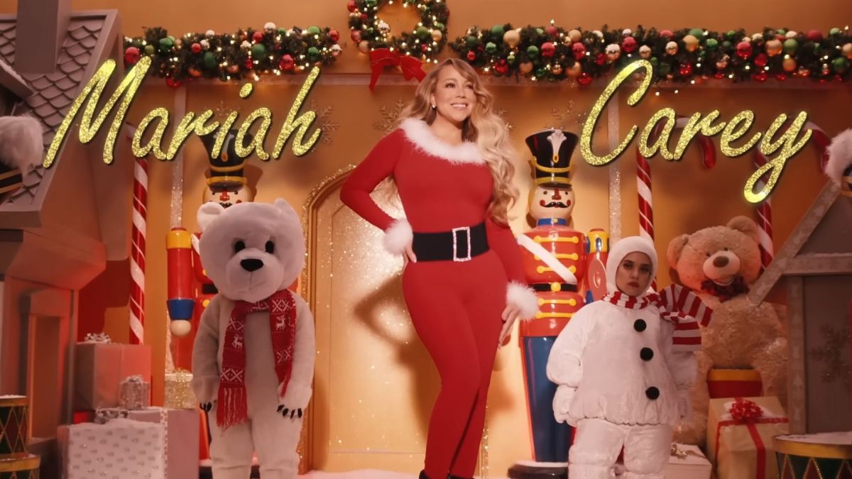 Mariah Carey // Source : « Mariah Carey - All I Want for Christmas Is You (Make My Wish Come True Edition) » via YouTube