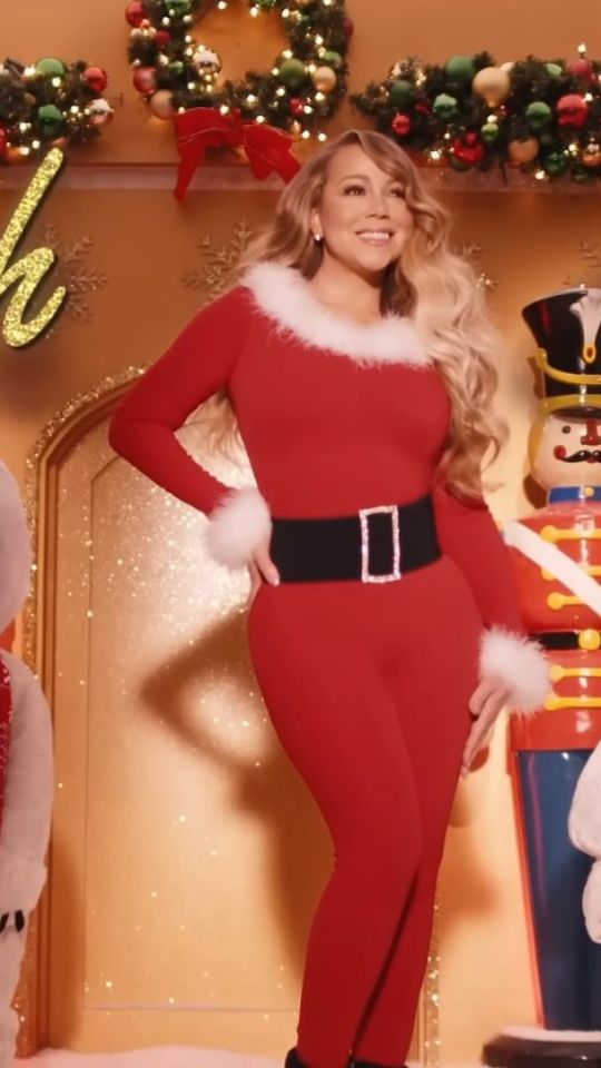 Mariah Carey // Source : « Mariah Carey - All I Want for Christmas Is You (Make My Wish Come True Edition) » via YouTube