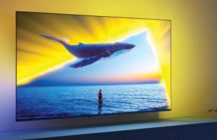 Philips Ambilight 65PUS8109 // Source : Philips