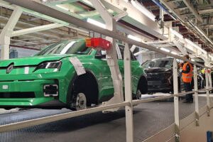 Au coeur de la production de la Renault 5  // Source : DR