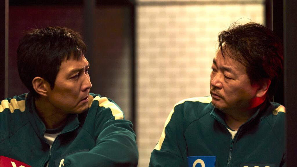 Gi-hun et Jung-bae dans la saison 2 de Squid Game // Source : No Ju-han/Netflix