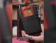 Une cartouche Orange FM pour écouter la radio sur Game Boy // Source : The Verge