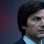 Adam Scott (Mark) dans la saison 2 de Severance // Source : Apple TV+