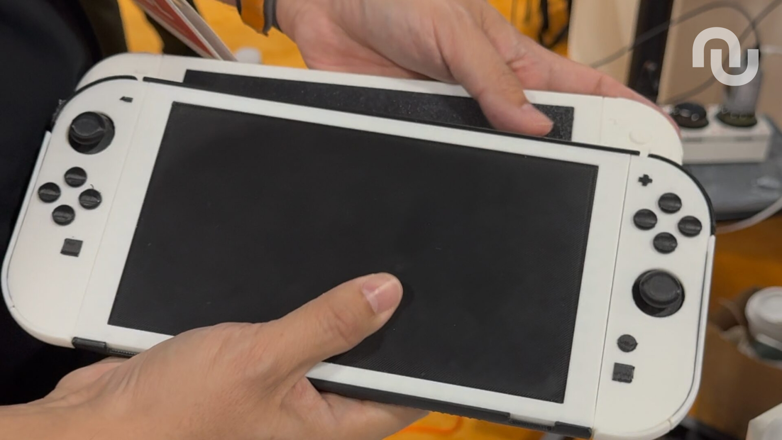 Nintendo attaque Genki, la marque qui nous avait montré une « Switch 2 » au CES 2025