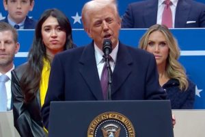 Discours de Trump lors de la parade présidentielle d'investiture, le 20 janvier 2025. // Source : Capture d'écran