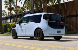 Le Zeekr RT pour Waymo // Source : Waymo