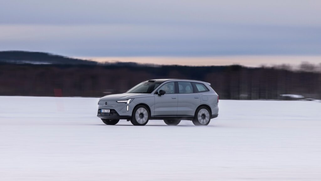 Le Volvo EX90 (2025) // Source : Thomas Antoine pour Volvo