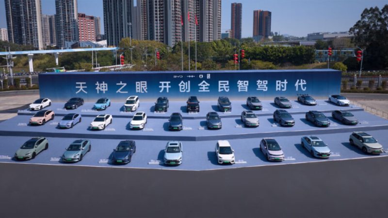 « Concurrence irrationnelle » des voitures électriques : même la Chine dit stop