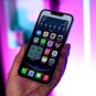 Apple iPhone 16e // Source : Nino Barbey / Numerama