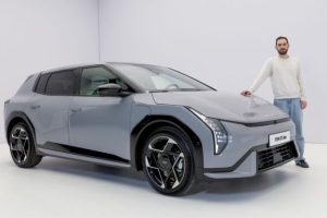 On a découvert la nouvelle Kia EV4 en avant-première // Source : Kia