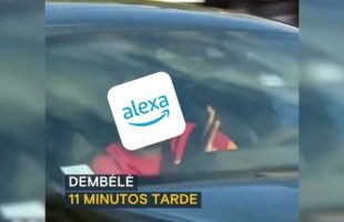 Alexa est en retard // Source : Montage Numerama