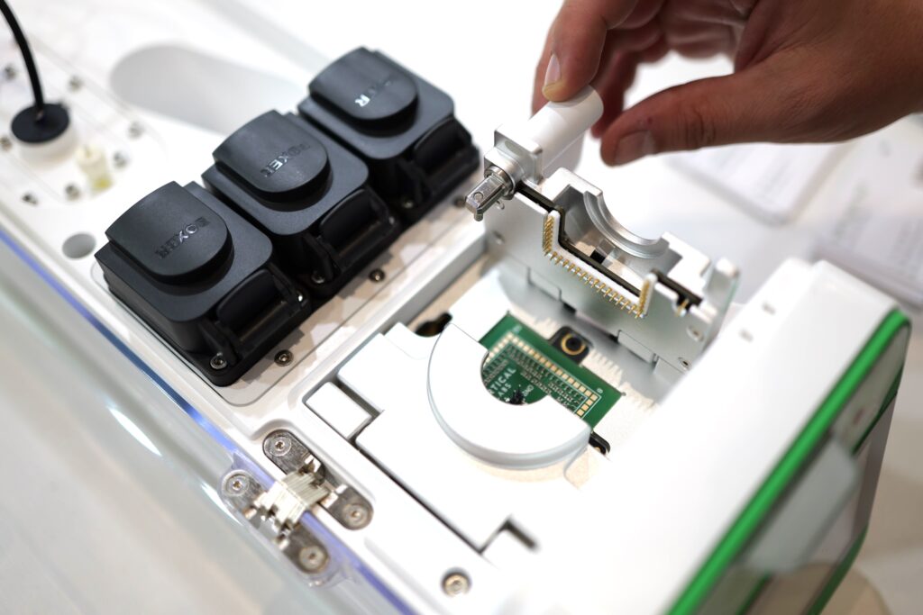Le Cl1 de Cortical Labs au MWC 2025 // Source : Ulrich Rozier