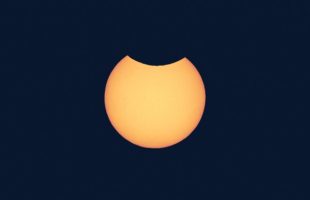 Éclipse solaire. // Source : Canva