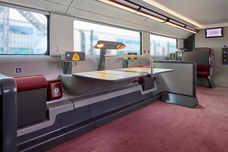 Les nouveaux wagon du TGV M // Source : SNCF