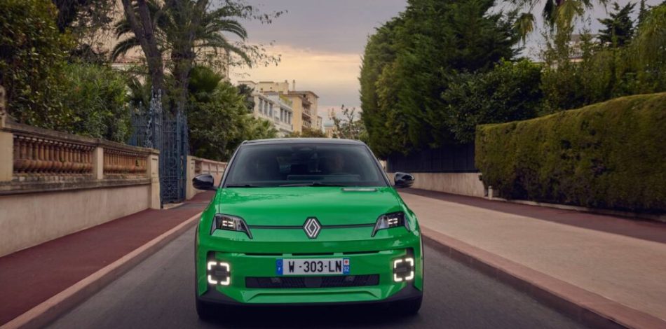 Renault 5 e-tech // Source : Renault