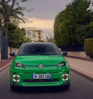 Renault 5 e-tech // Source : Renault