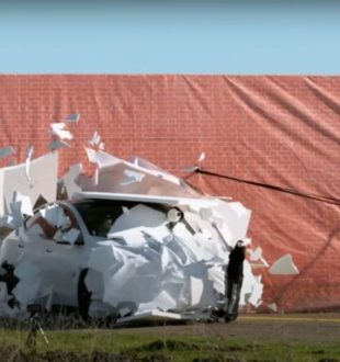 L'Autopilot Tesla testé par un youtubeur américain // Source : Mark Rober via YouTube