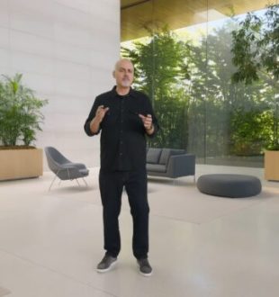 Mike Rockwell lors de l'annonce de visionOS 2 à la WWDC. Il ne présentera sans doute pas visionOS 3, qui devrait être laissé à Federighi, comme iOS et iPadOS.