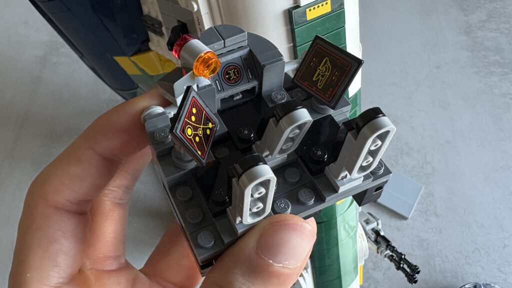 Vaisseau Boba Fett en Lego // Source : Maxime Claudel pour Numerama