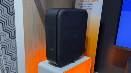 La Livebox 7 d'Orange. // Source : Numerama