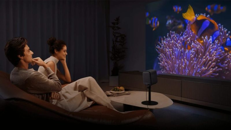 Le nouveau vidéoprojecteur compact de Xiaomi avec Google TV se trouve déjà en promotion