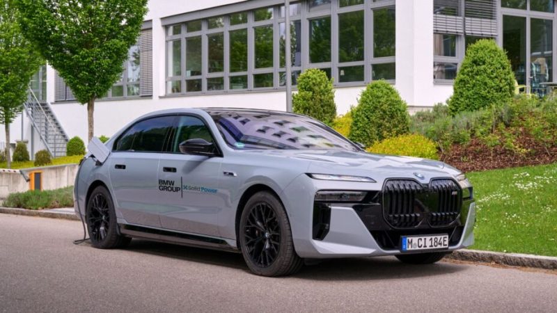 Cette BMW électrique peut rouler avec une batterie révolutionnaire