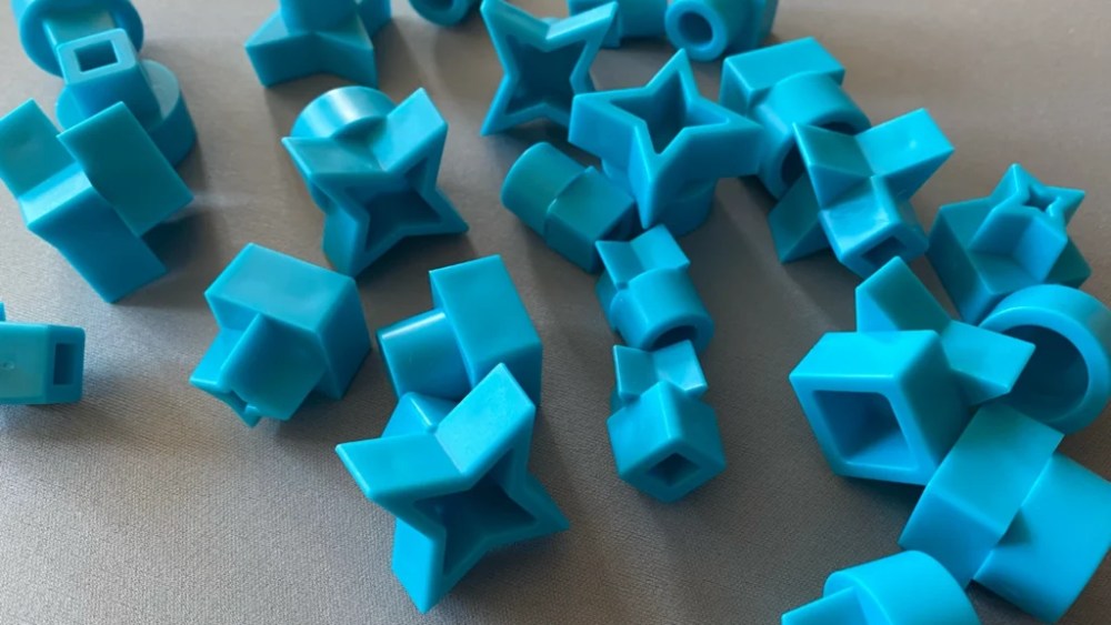 Toutes les pièces du joueur bleu. // Source : Sébastien Goetz pour Numerama