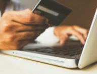 Une carte bancaire // Source : rupixen sur Unsplash